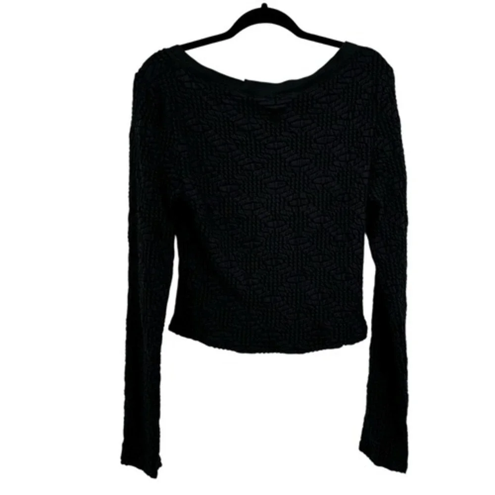 Free People Movement Long Sleeve Cropped Top Black Size‎ Large